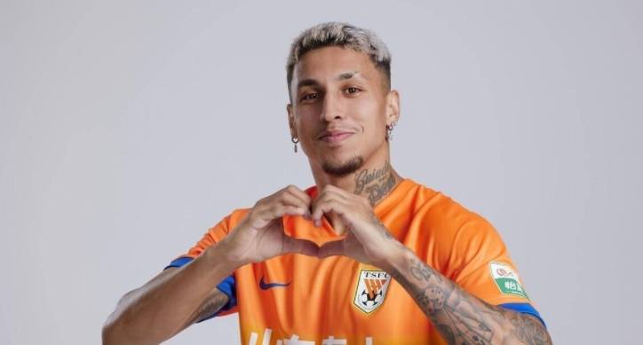 KAIYUN-关于瑞士队不断突破！，西亚卡姆连续十二场比赛得分超过锐不可当引发球迷热议的信息